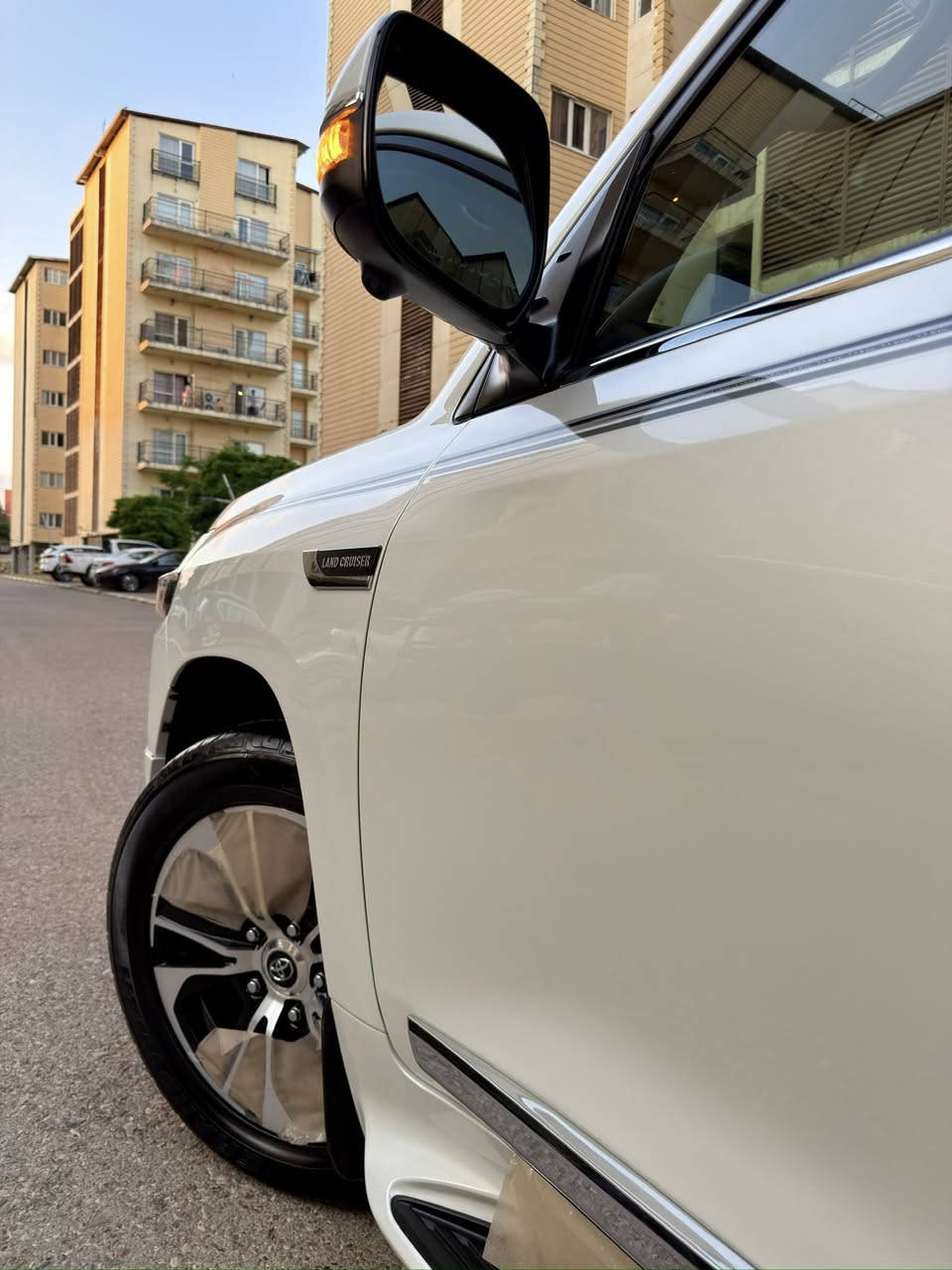 ‏Land cruiser GXR  2021     V6  54,000km‏
‏Grand turing
ظمان شريكة ساز باب أول
لاندكروزر 2021  GXR
‏‎ملاحظە : الاخوان رجائن بس بیع نقد بدون مراوس📌
أخت زيرو بل كارتون 📦📦
‏‎لاندکروزر 2021 SAS
‏‎💎محرک 6 سلندر 
‏‎⌛️ماشي 54,000 ألف
‏‎💎 بسمطين  +سماعة بيلادي +فرشات بيلادي مجوود 

‏‎💎 مكفولة كفالة عامة من الدعامية إلى الدعامية
‏‎ 💎 بدون صبخ .بدون بارد  ،بدون رصعات ،بدون حتى شخط
‏‎دعاميات هم بدون صبغ ،رمل مابي ،لحية بدون صبخ ..بقية كلها بشرط

‏‎🧬فول فول مواصفات
‏‎شاشة كبير لمس 5كاميرا حاسة رادارات
‏‎كاميرات 3 شاشات سيلاد فتحة سقف 
‏‎كشن جلد كشن كاراباي شحن موبایل  8 اريباك تبريد مركزية
‏‎بصمة تشغيل عن بعد باب جاك سلاجة ليد زينون 
‏‎تحكمات ستيرن دبل فوليوم فورويل هوك
‏‎سيارة بها 2 بصمة من شركة جديد جدأ 
‏‎سيـارة عل نظافتها احسبها صفر زيرو

💎 تخم تاير دنلوب الاصلي

‏‎ 💎محرك كير بشرط مامفتوح
‏‎سيارة حيل نظيفة كلشي عل بلاد لوك
‏‎سنوية زنكة كلشي جديد مدفوع لـ2031
‏‎باسمي السنوية بشرط تحويل و خرامة 
‏‎سيارة مابيـها دينار مصرف كامل من كل نواحي

‏‎♻️نفسي يوم /تحويل و وكالة حاظر رقم سلیمانیە
‏‎📍مكانك /داخل سليماني

‏‎💵 سعر 548$ 
‏‎☎️موبايل/ ***********
