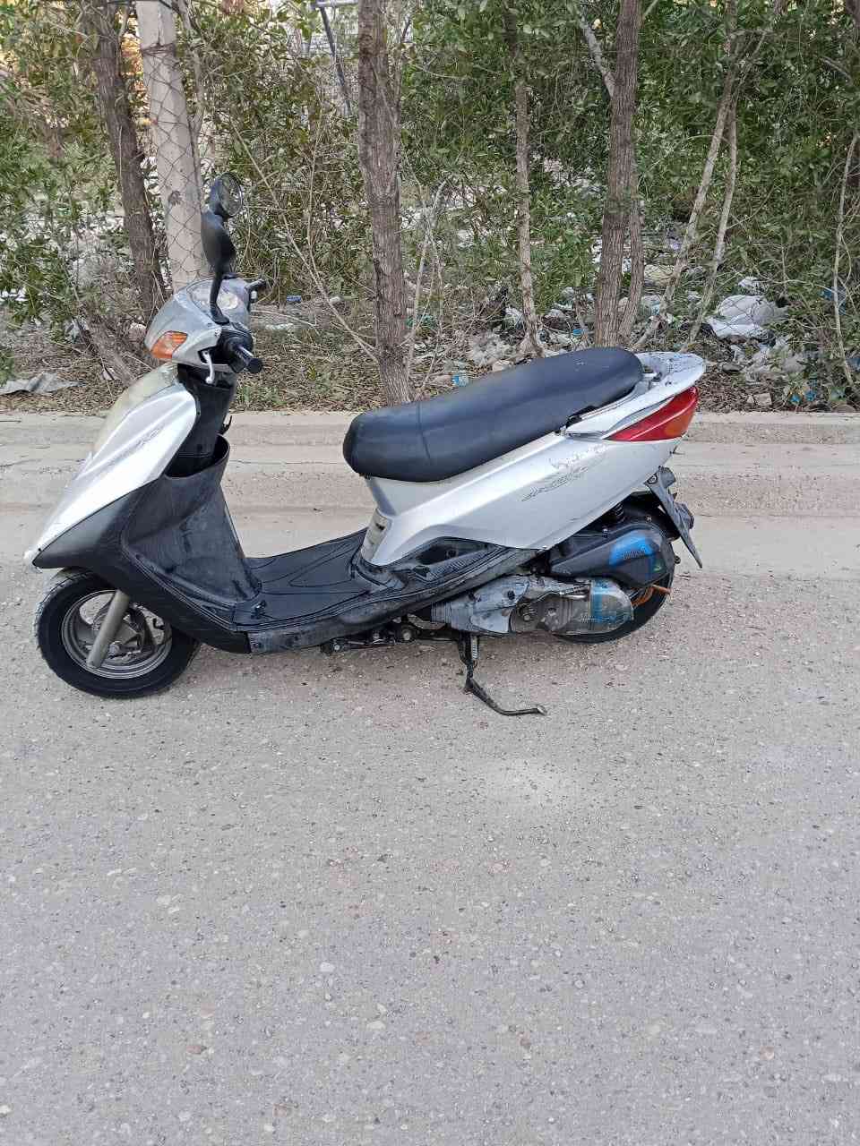 السلام عليكم دراجه بريز مكفوله من النضوح والتبخير والتنقيص الدراجه جاهزه شغل واطلع مكاني حي النصر السعر ب550 وبيها مجال بسيط
***********
