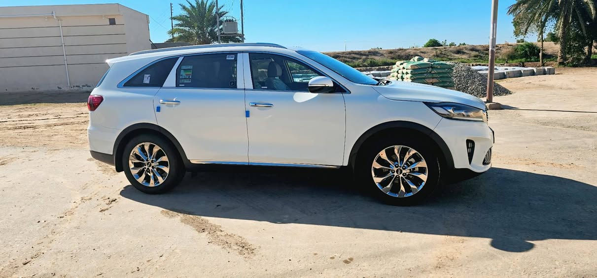 سيارة سورنتو موديل 2020 رقم السيارة بصرة العنوان ميسان الكحلاء للاستفسار *********** (غير متواجد عالفيس)
