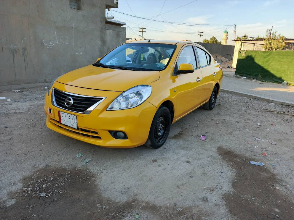 اسلام عليكم سني هندي 2014 خليجي رقم بغداد تحويل ثاني يوم  اسياره بيها بس بنيد امبدل والخشم مال الشاصي اليمن  بي صبع والباقي مكفول كير مكينه جداد السياره كير عادي والسياره حيل نضيفه كبل لشارع سعرها 68 وبيها مجال بسيط مكان السياره بغداد الشراي يتصل 
***********
*********** بغداد, العراق
