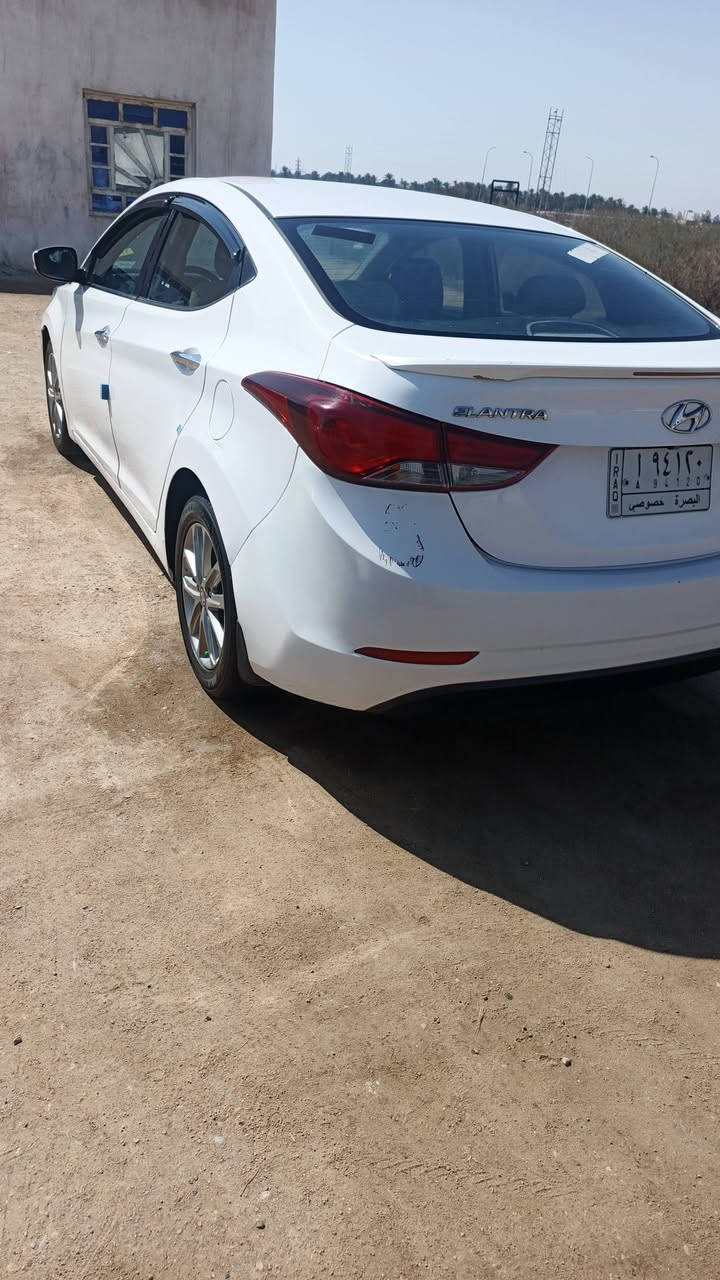 يا الله سلام عليكم الانتره 15 خليجي البيع السياره حلوه حداديه جديده تخم تاير مكينه جديده سنويه جديه تفاصيل داخل المنشور مكاني بصره هارثه معمل ورق نانه مكلف بل نشر هاذه رقم صاحب السياره *********** /السعر 105 وبيهه مجال
