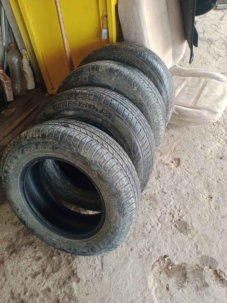 السلام عليكم ورحمه الله وبركاته 
تفصيخ راسم أبو محمد إيشي تحتاج موجود 
جديد ومستعمل ايراني وصيني وكوري 
العنوان بغداد أبو غريب الزيتون 
ونشتري سيارات تصقيط اجره وخصوصي 
***********
***********
