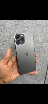 ايفون 13 برو ماكس ذاكره 256 بطاريه 94 لون اسود نضافه100‎%‎ يجي ويا شاح...