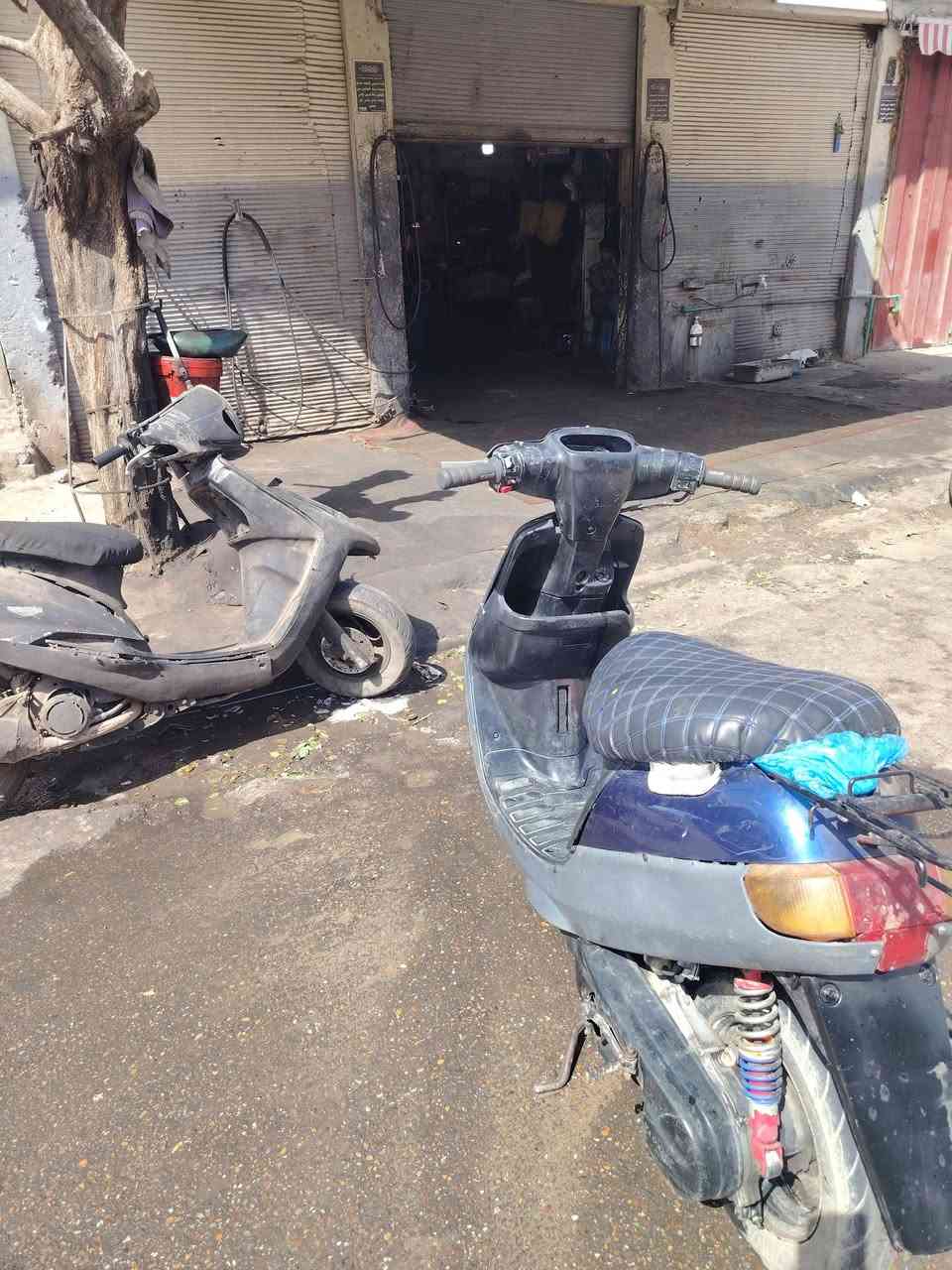 سلام عليكم دراجه بطه ستين خطين شغاله هندر نكره السعر 150مكاني كاضميه الاتصال ***********
