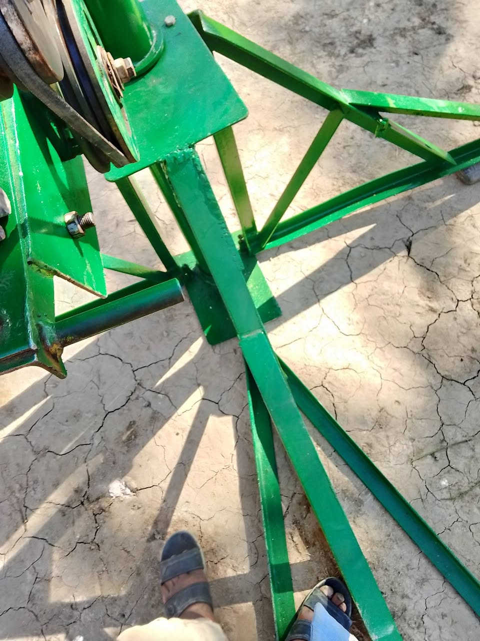 سلام عليكم ونج جاهز وشغال الماطور على وضع شركه ويا 3عرباين استفسار ***********السعر 950وبي مجال بسيط المو شراي لا يتصل
