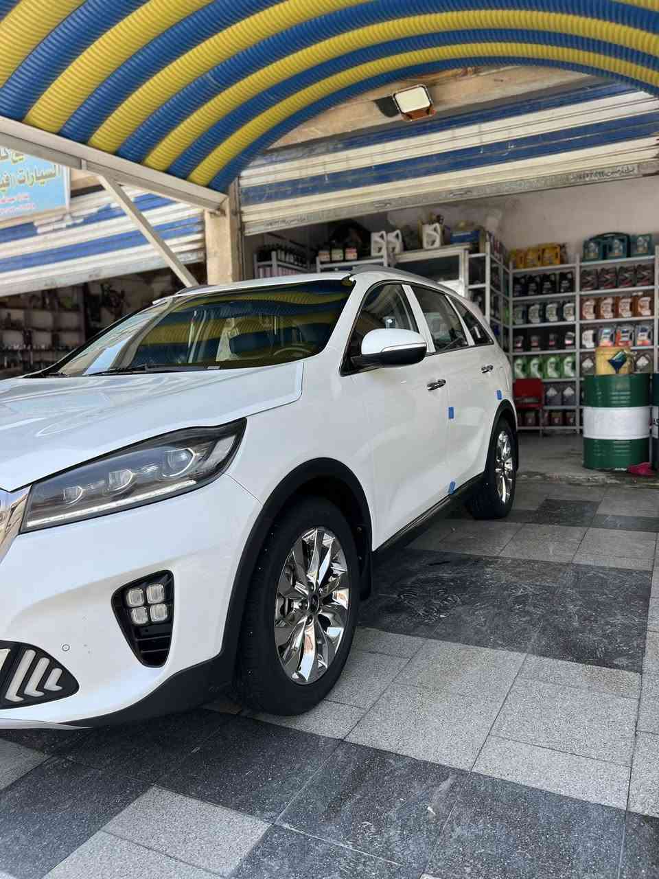 كيا سورنتو 2019 فول مواصفات

السياره جديده ربع ماتصرف عليها 

كفاله عامه من التبديل والصبغ والبارد

تحويل مباشر بسمي

مواصفات 

حجم محرك 6سلندر كفاله

تحكم ستيرن 

كروز سرعه (تحكم سرعه بالستيرن)

شاشه بلاديه لمس 

شاشه ترحيب 

يدات نيكل بلادي 

منظومه زنون بلادية 

لدات امامي خلفي                     

علامه سورنتو بالدوسه 

مري جانبيه شفط كهربائي 

كشنات جلد بلادي 

بصمه تشغيل +بصمه ابواب 

أشاره ترحيب باليدات عند الاقتراب 

كشنات كهرباء عدد 2 

حساسات امامي وخلفي 

لايت ثلاث عدسات بلادي 

انظمه قيادة                   

3قطع تبريد

سبعه راكب 

 صندوق كهربائي 

 عدادالكتروني مو عادي))) 

 بردات خلفيه بلادي 

 جام اتو +حاكيه بلوتوث 

 ويل ستيل حجم 19

 شحن واير ليس () 

 سياره ماشيه124حقيقي شرط الفحص 

 فابلون شركه بعده +بصمات عدد2

 محرك كير كفاله عامه شرط من كلشي 

 سياره جديده بمعنى الكلمه واحله من الصور 

 اعتذر عن مراوس فقط بيع 

 صدر شركه مامبدل شي

قبل اسبوع شادله تخم تاير اوباتري جديد 

 سياره سبير مانازل شركه 

سياره جديده ربع ماتصرف.     

العنوان ذي قار مركز السعر 272 اوبيه مجال 
***********
