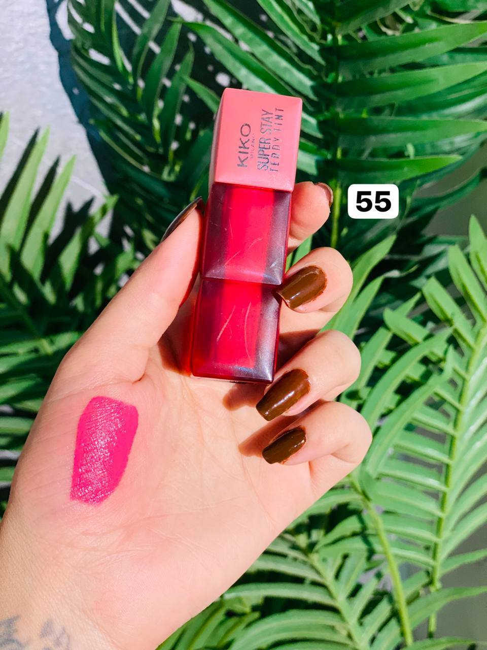✨ دلال وجمال مع Maybelline Super Stay Teddy Tint! ✨
لأن شفايفك تستحق الأفضل، جئنا لكِ بمجموعة تيدي تينت من ميبيلين نيويورك (Maybelline New York)، التي تجمع بين الملمس الناعم المخملي والثبات الذي يدوم طويلاً. 💄🧸
تألقي بإطلالة "تيدي" الدافئة واختاري الدرجة التي تعكس شخصيتك من بين هذه 
التدرجات الرائعة:

🎨 تدرجات الألوان المتوفرة:
• درجة 15: وردي ناعم وهادئ لإطلالة يومية رقيقة. 🌸
• درجة 25: وردي حيوي يضيف لمسة من البهجة. ✨
• درجة 30: أحمر كلاسيكي جريء لإطلالة واثقة. ❤️
• درجة 35: وردي دافئ يمنحكِ مظهراً طبيعياً وجذاباً. 🎀
• درجة 55: فوشيا مشرق لإطلالة عصرية ومميزة. 💖
• درجة 60: أحمر توتي عميق لإطلالة سهرة ساحرة. 🍇
• درجة 65: درجة مميزة تجمع بين الهدوء والأناقة (تُكمل مجموعة التيدي تينت الرائعة). 🌟
• درجة 70: برتقالي مشرق يضفي إضاءة فورية لوجهك. 🍊
• درجة 75: مرجاني دافئ يناسب جميع ألوان البشرة. 🍂
• درجة 80: نود دافئ بلمسة خريفية راقية. ☕


**إذا كنت صاحب هذا الإعلان وتريد حذفه لأي سبب، رجاءا أرسل رسالة إلى الدعم الفني**