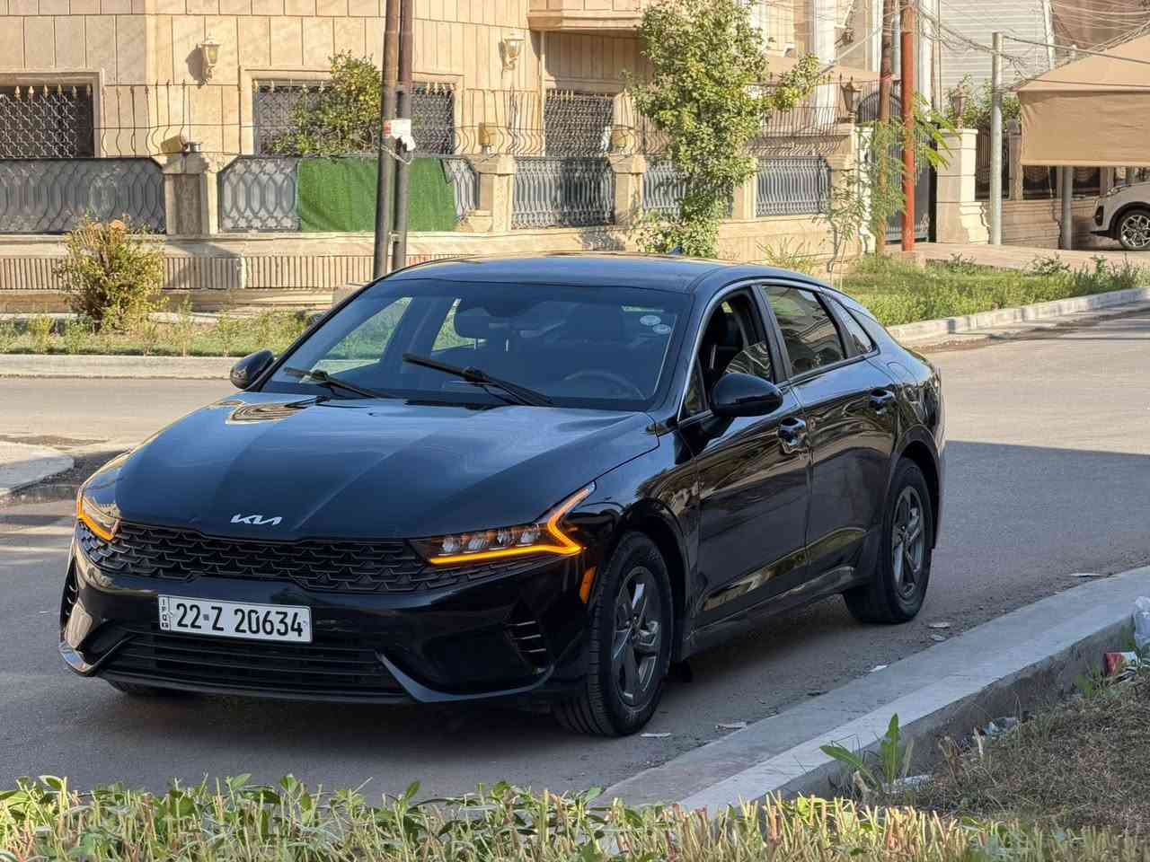 . k5  2023
رقم اربيل الجديد تحويل للمشتري
مواصفات lxs
ضررها باب خاف السائق + جاملغ خلفي
فقط قطعتين بجم كبس بلادي بوضع الشركة
عالفحص ابيع 
شاشة مع كامرا خلفية دواره 
بصمة تشغيل
تشغيل عن بعد
رادار امامي + جانبي + خلفي
سايد بريك بصمة
٤ وضعيات قيادة
مثبت سرعة
تحديد مسار
-----
بغداد المنصور
السعر  168
*********** 
 واتساب او الاتصال عالرقم
