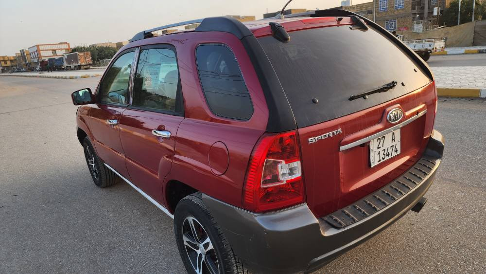 سبورتج موديل 2009رقم ذقار نكلزي محرك وكير مكفولات حجم المحرك 2000اسياره مصبوقه جماليه  اثر جراد  مكفوله من الضربه ولخياس  اسياره  جهزه بي  نقص شي بصيط سعر ٨٨ بي مجال بصيط  مكاني الناصريه مركز *********** ناصرية, ذي قار
