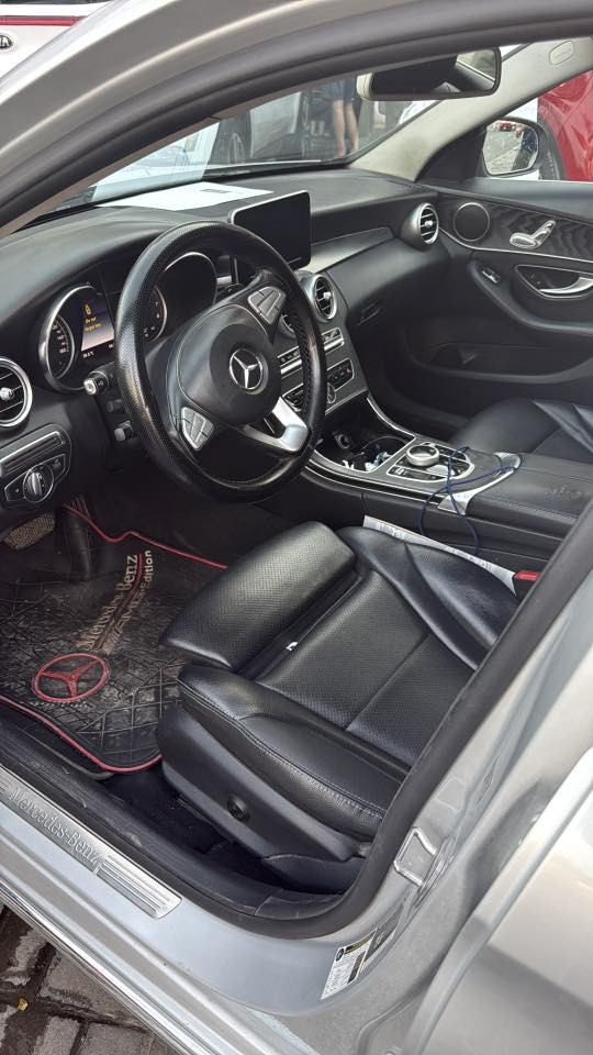 للبيع مارسيدس C300 2017
محرك 2000 تيربو 4 سلندر 

***********

185 وبيها مجال
