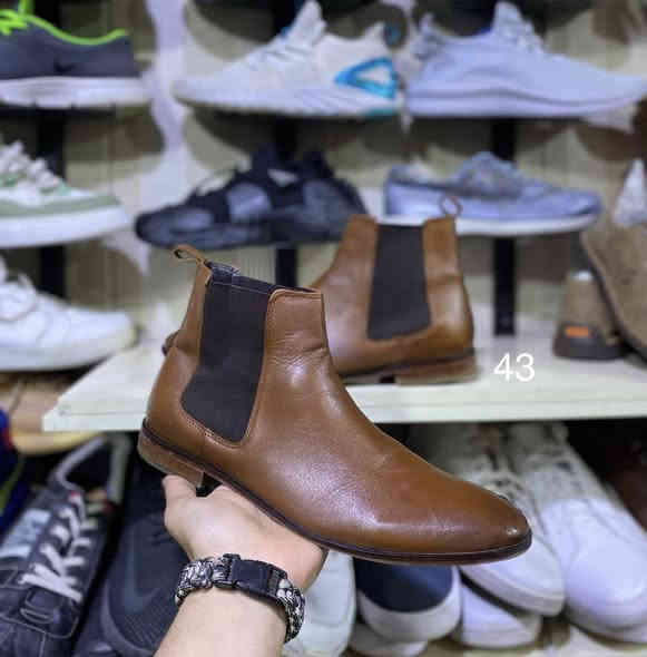 السلام عليكم شباب توفرت وجبه جديده من البوت الألماني 
القياسات من40 لحد 47
 
لاستفسار اكثر مراسله الصفحه او الرقم ***********

متوفر توصيل كافه محافظات العراق 🚚🚚
