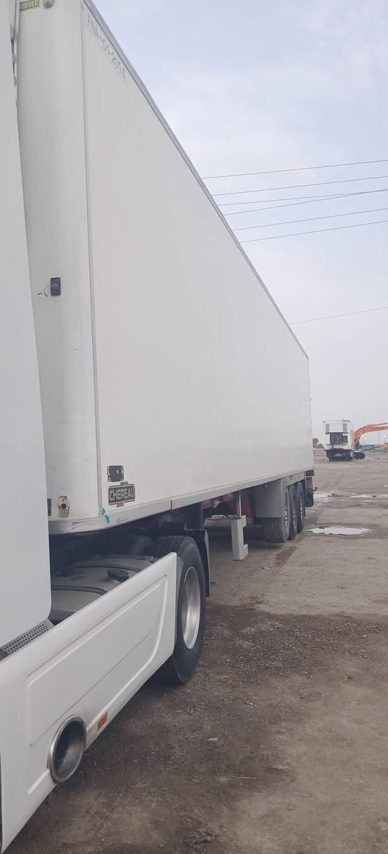 السلام عليكم  للبيع اكتروز موديل 2008 جوبلس امامي فوال مواصفات حجم 1848  عرابانه شيرو موديل 2002 ارتفاع 55 سمك 7 جهاز 400 عادي سياره جاهزه كبل للشغل  السعر 440 او بيه مجال ***********.     ***********
