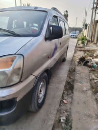 ستاركس ٢٠٠٦ • رقم قادسيه • احمر