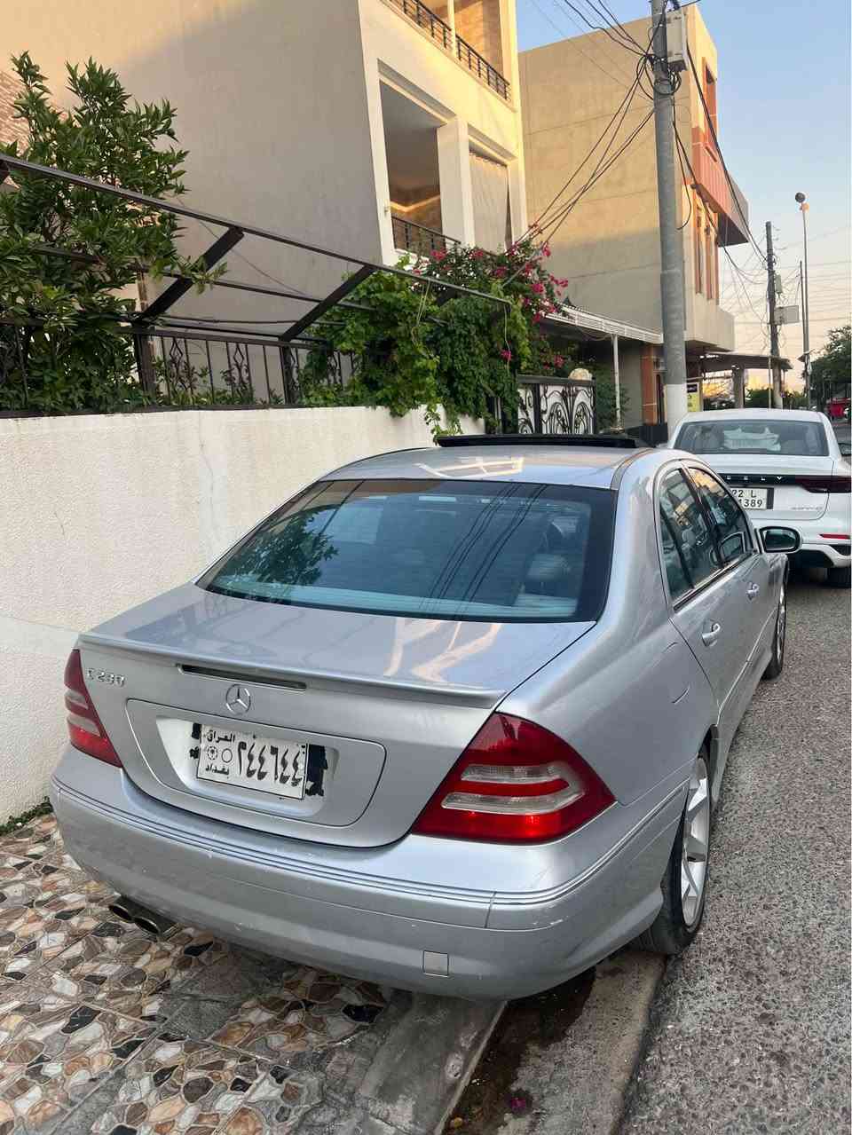 مارسیدیس c230 مودیل 2007 گێڕ مەکینە تەبرید کارەبایات تەقەورەقە بەشەرت گێر مەکینە بیلاد کارەبای کامل ئشدەکات کوشین جلد پەردە پێنج کەلە ناوسپی بێ بۆیاغ بێ کڵ بونەوە سەیرەکە 200 هەزاری هەقیقی ڕؤشتووە رەقەم بەغداي ئەسڵیە سەنەوی پلاستیک 2019 بەسەر چووە سەعری 65 گلاو مەعامەلەیە رەقەم مۆبایل *********** *********** كويسينجاك, أربيل
