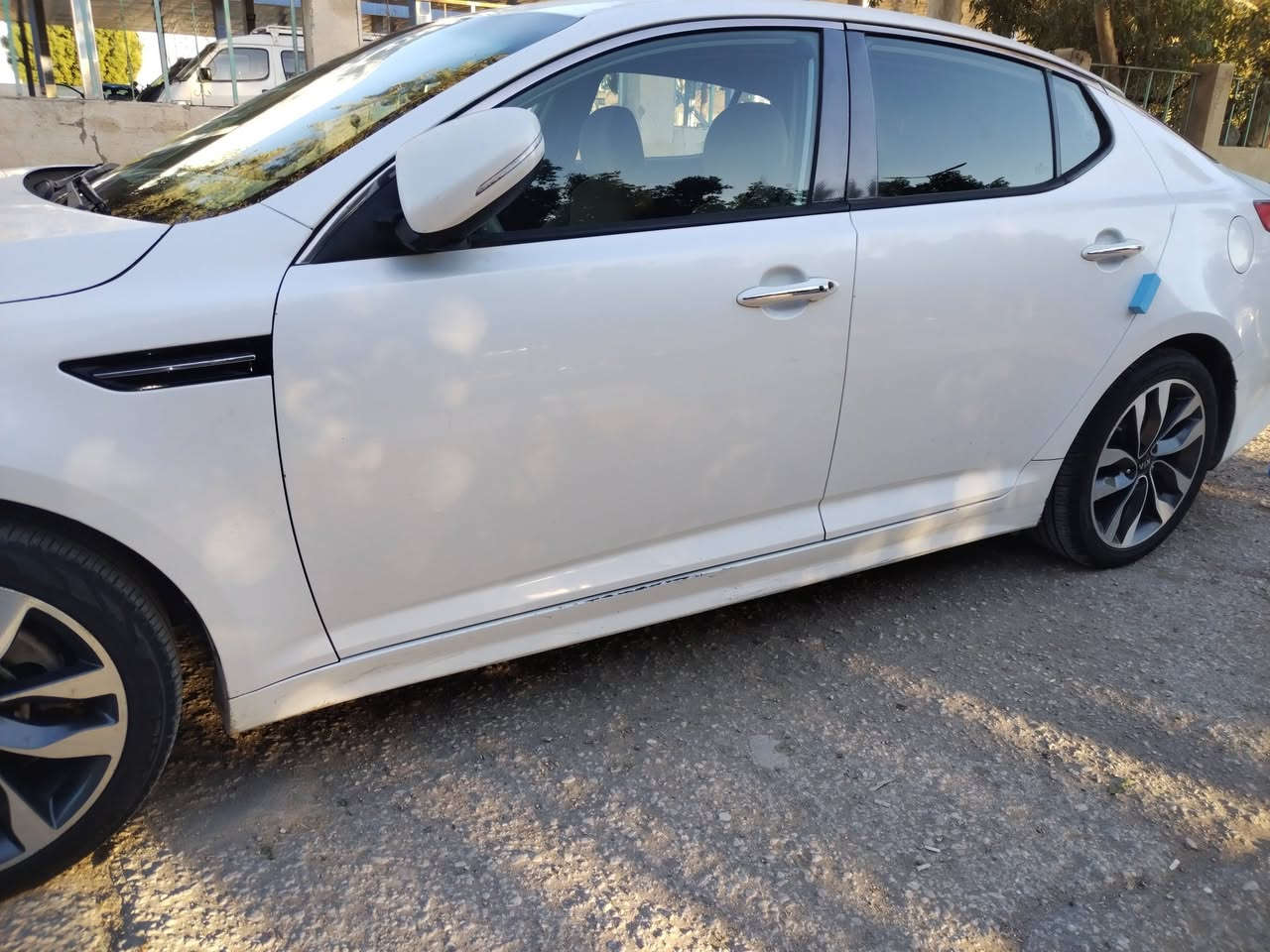 أوبتيما 2014 فول مواصفات بصمه خليجي 2400 رقم دولي بغداد سياره جاهزه كير محرك تبريد شرط
حساس امامي وخلفي
لد أمامي وخلفي
دركه حرف D
وضعيات قياده 3.سبورت. وايكو. ونورمن
 *********** مكانك السياره السماوه قضاء الخضر
