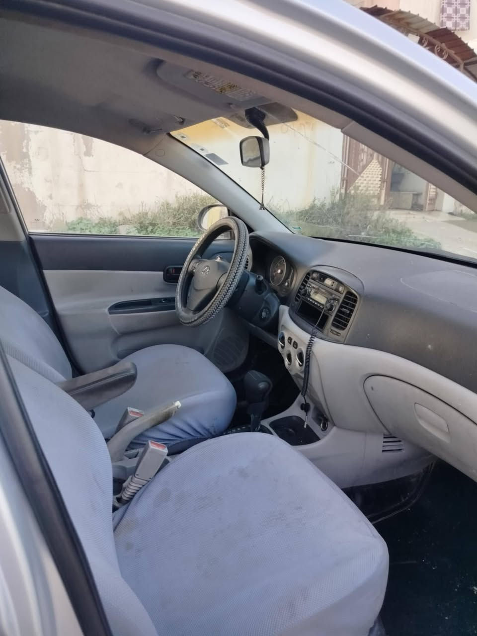 السلام عليكم
اكسنت للبيع م 2010 كندي ضرر جاملغ وبوند بدون دواخل سياره نظيفه مابيها تقحيل  وبيها داير ينرادله تعديل محرك كصه نظيف جامات كهرب كير
 توماتيك مسجل اصلي سعر اتصل ***********
