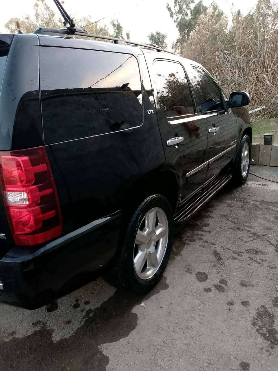 السلام عليكم  تاهو Ltz 2010مكفوله من كصه و ضربه و صبغ   سعر 110وبيه مجال هذا رقمي *********** وات ساب
*********** مكان سياره واسط شحيميه
