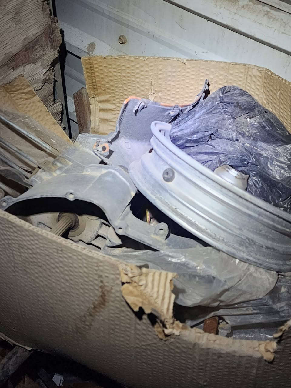 مكينة ولفين شغالة كلجاته رياضي للبيع الاستفسار *********** مكاني سيدية وعدي بعد غراض
