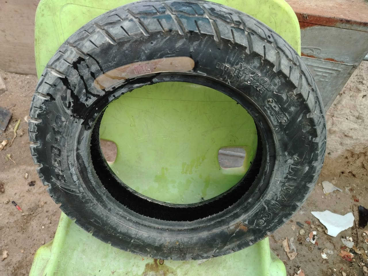 السلام عليكم تارويل اويل سعر 10 اثنينهن مكان كربلائي حي النصر وهذا رقم ***********
