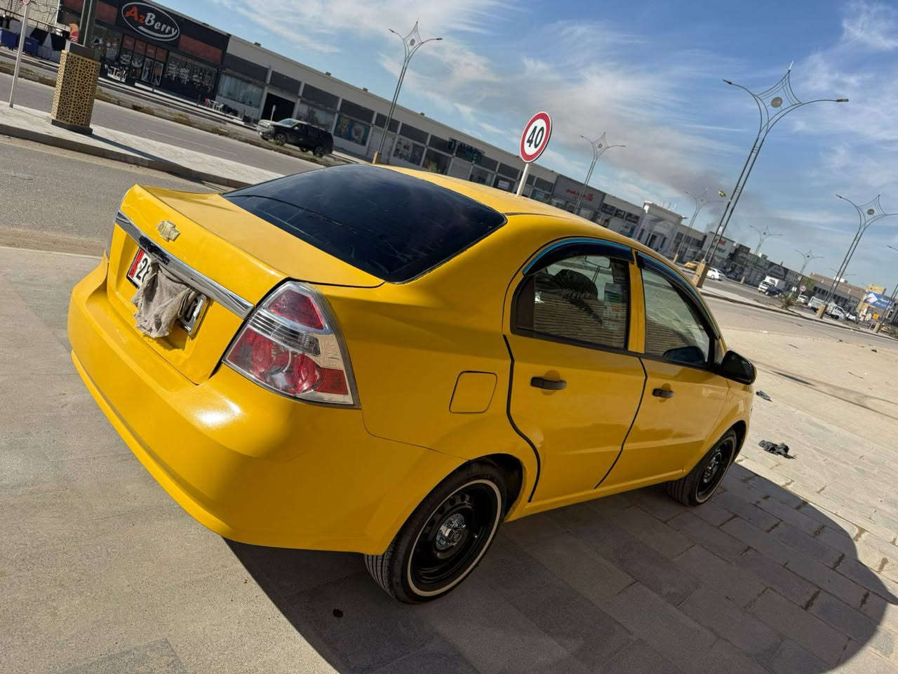 السلام عليكم شباب
أفيو موديل 2009
أدوات أدوات أدوات 
حاويه بدون گصه متومه ارقام وسنويه نجف 
مكينه رگير كورله سياره جديده وجاهزه 
السعر 37
العنوان ناصريه
***********
