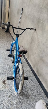 دراجة هوائية • قفل