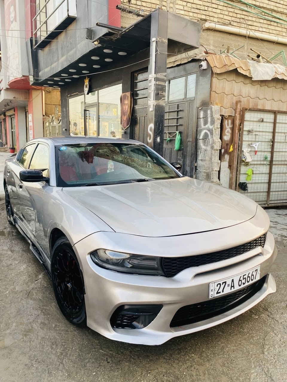 السلام عليكم 🫡 

دوج چارجر ٢٠١٦ رقم ذي قار الجديد باسمي مشروع وطني وهزه جديده 
حادثها جاملغ وبنيد مبدلات مصبوغه حزام جماليه موجود سونار محرك ٦ سلندر ٣٦٠٠ بيها منضومه غاز يعني انسه صرف بانزين تو ويل منضومه زنون عالي ناصي تخم تاير جديد شاشه جبيره گير طياره ٨ نمر داخلها كلش نضيف سياره عليها ادامه كامله تبريد ثلج قطعتين محدثه دعاميات جيتي سياره نص فول كشنات جلد 

السعر ١٥٥ وبيها مجال 
بيع او مراوس بجارجر ٥٧٠٠ 
مكان بغداد الزعفرانية 
***********
