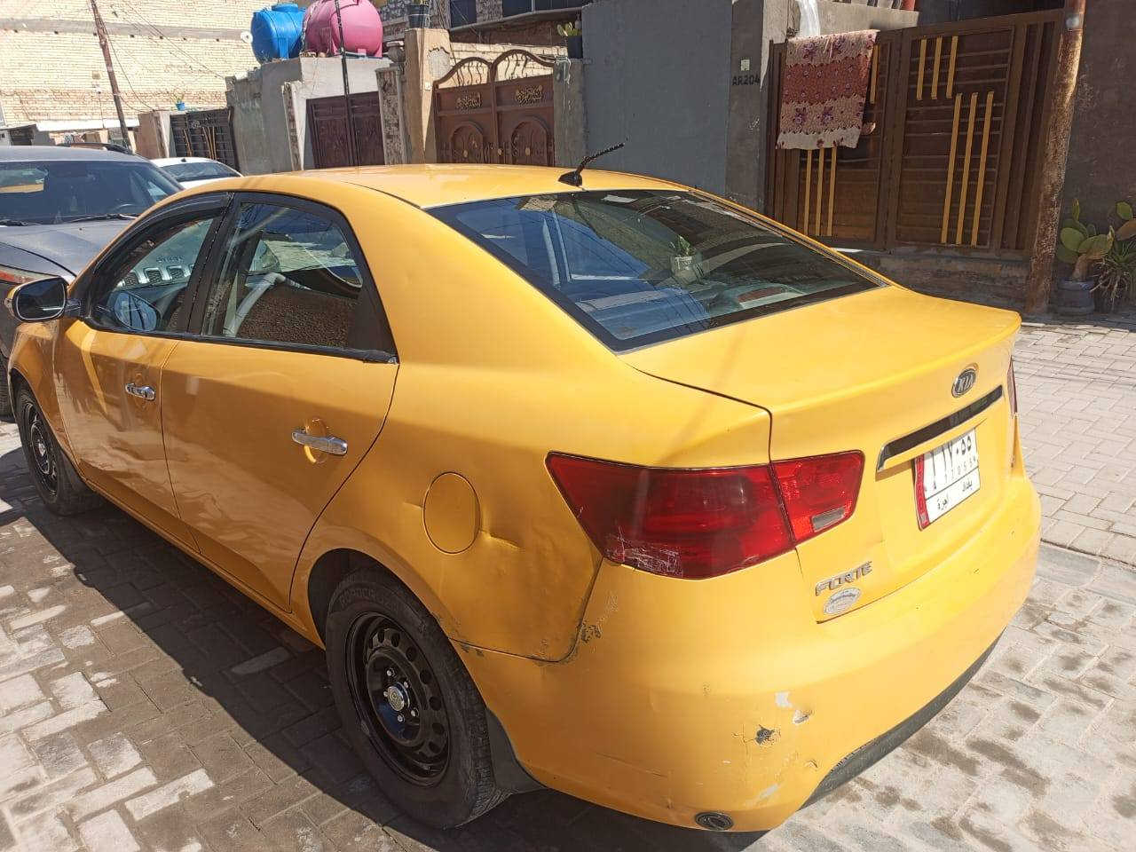 سلام عليكم كيا فورتي اجره وارد أمريكي ٢٠١٠ كامل مواصفات ماعدا البصمه باسم صاحب سياره تحويل ثاني يوم صدر نص عمر مكينه كير  كهربائيات مكفوله حادثها جاملخ امامي صفحه اليمين السعر ٨٥ وبيها مجال بسيط للشراي مكاني بغداد منطقه سويب للاستفسار الاتصال على رقم صاحب السياره اخوان مكلف بالنشر اخواني ***********
