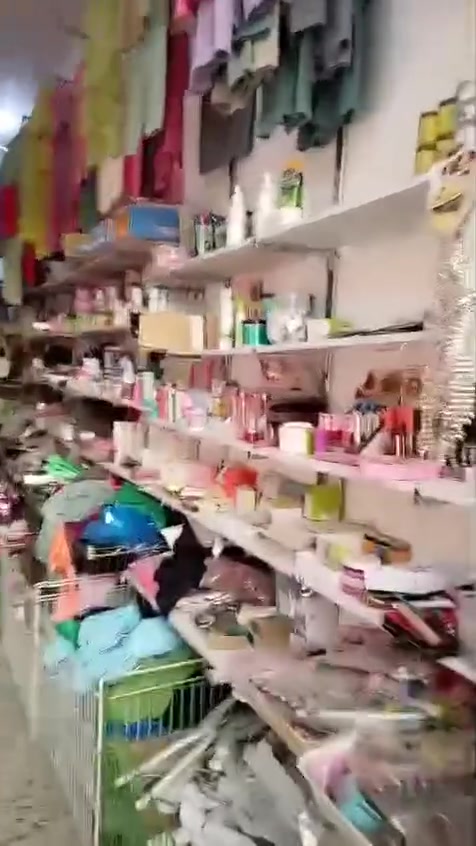 شروت ملابس للبيع متكونه من ملابس نسائية ورجالي واطفال صيفي وشتائي و كوزمتك و أحذية العنوان كربلاء المقدسة السعر مليونين


**إذا كنت صاحب هذا الإعلان وتريد حذفه لأي سبب، رجاءا أرسل رسالة إلى الدعم الفني**