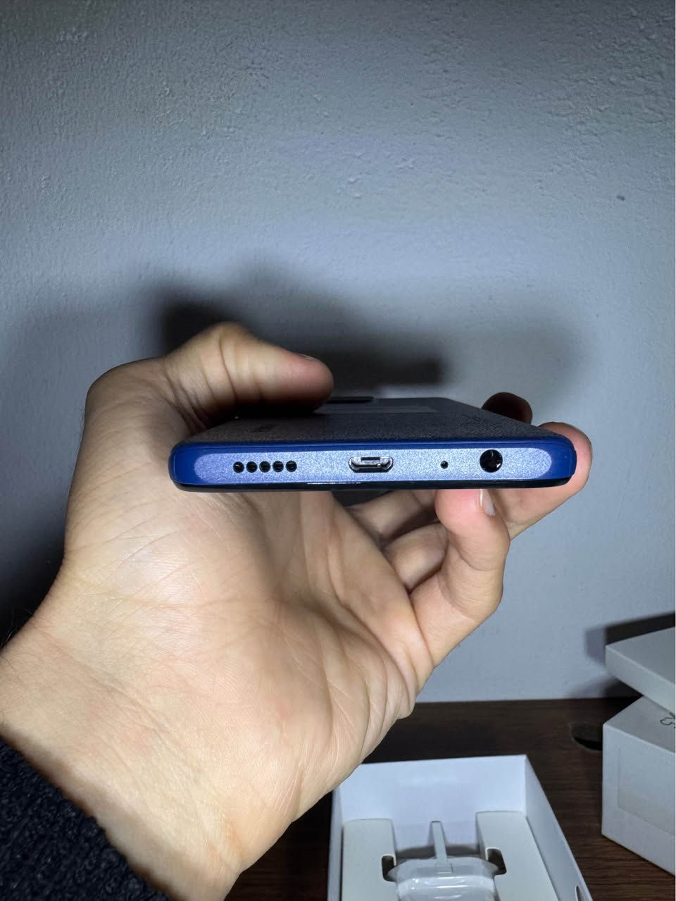 سلام عليكم اجهزه جديده للبيع ملاحضه جديده ريلمي C30s وهونر X5 ذاكره الريلمي 64 والهونر 32 كاملات ملحقات سعر الهونر ١٣٠ وسعر الريلمي 150 الف *********** عمارة, ميسان
