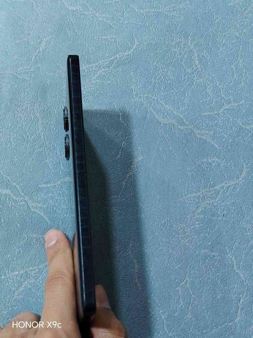 بوكو F5 ذاكره 256 رام 12+12
90 فريم وبعد بي هواي مواصفات سعره 210 وبي مجال
***********
