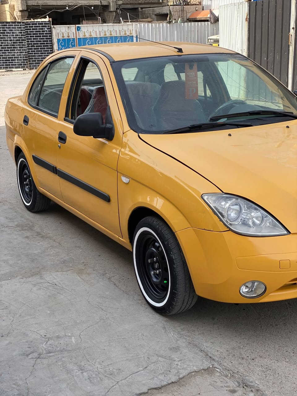 طيبه٢٠١٥ سياره كلش حلوه وسعرها ٣٥ اوبيها مجال بيها جاملغ خلفي ***********
