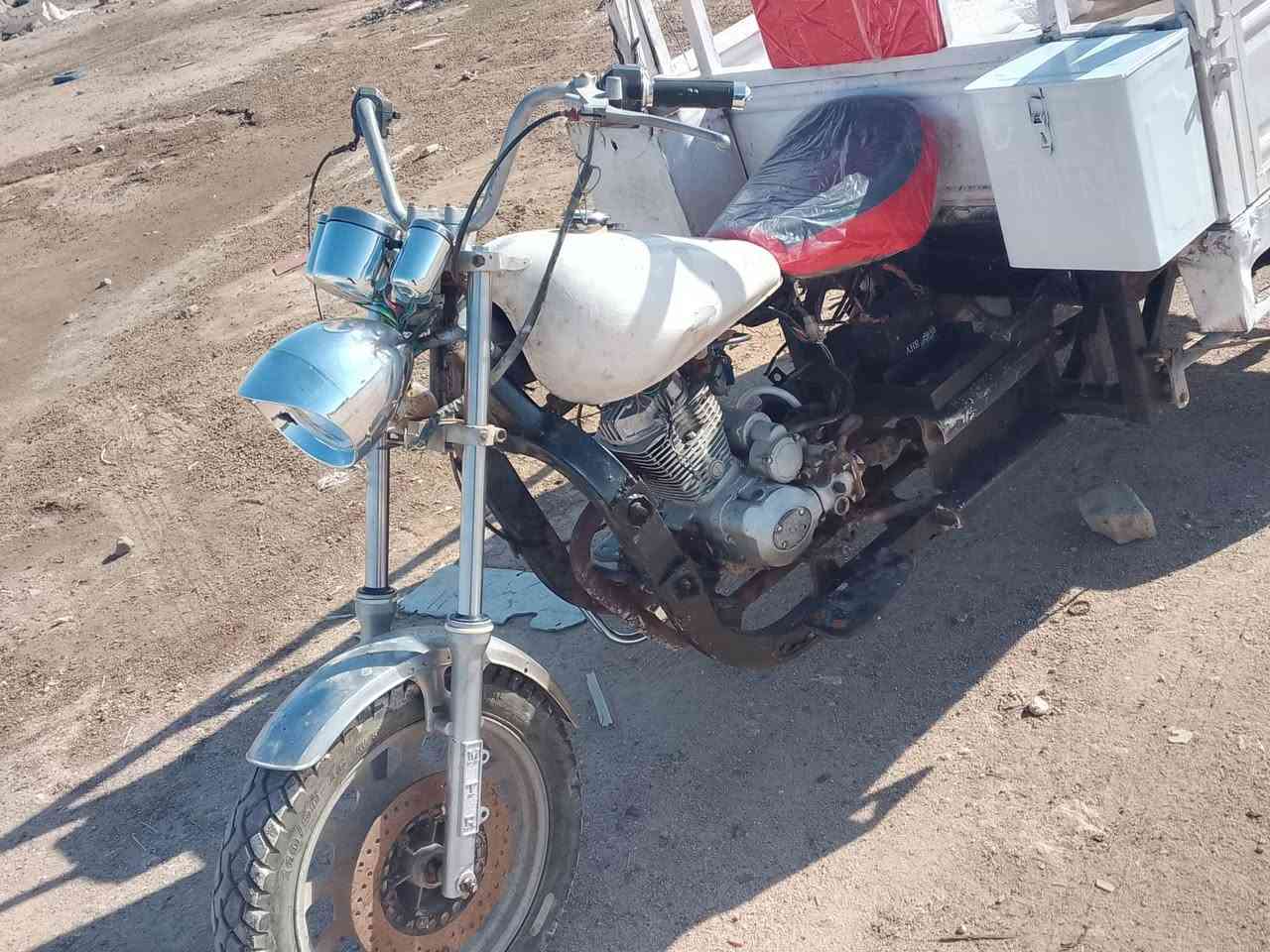 السلام عليكم ستوته للبيع امتيار مديل 13محرك نضيف لاتبخير لادخان ستوته خير من الله اوراق مكان خان النص الحيدرية للاستفسار ***********
