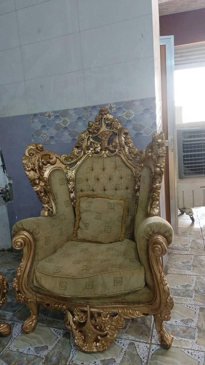 السلام عليكم اخوان
تخم ملكي مصري شغل درجه اولى
8 مقاعد+طبلة وصطيه
لون ذهبي💛
السعر 550 وبي مجال بسيط
العنوان بغداد الطالبيه 
مقابيل علوة الزويني مجاور محلات سيد هاني
معرض اثاث السليمانيه
ملاحضه:البضاعه الي بلمحل تصفيه محل
يعني كل البضاعه اسعار جملة واكو بيهن تحت اسعار جملة 
اكو جديد ومستخدم 
تحياتي للجميع
للتواصل والاستفسار راسلونه واتساب
***********
