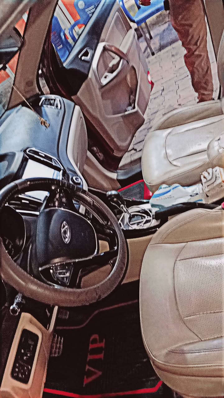 السلام عليكم سياره نوع شيري تيگو فايف محرك 2000 سياره مكفوله كفاله عام موديل 2018 فتحه بل قماره تحكم بلستيرن بصمه السعر 105 وبيهه مجال حك جيه الرقم ( ***********) كشنات جدد سياره خير من الله وسياره مامطلوبه سياره خير من الله مال جناي تحويل ثاني يوم مكان العلاوي قرب بانزين خانه
