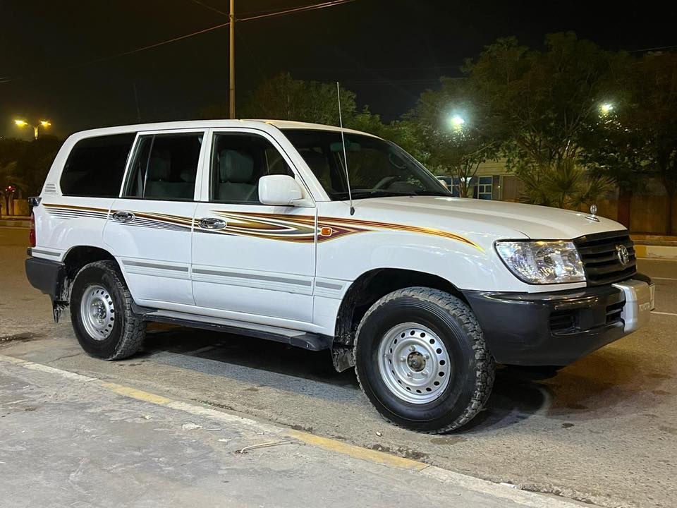 مۆنیکا ٢٠٠٠
تەحویل ئەسڵ
فول عادی
چوار تایەی لۆک
گێڕو مەکینەو دەبڵ ئەکسل بەشەرت
یەک پارچە بۆیاخ بێ ناو گرتن
سعر ١١٧ گەڵا و مەجال 
***********
