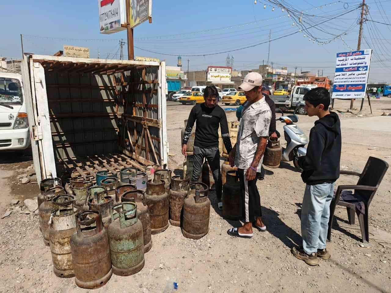 يتوفر الغاز من 7صباحن إلى 7مسأن بسايد لواحد مقابيل صولون ام بنين***********
