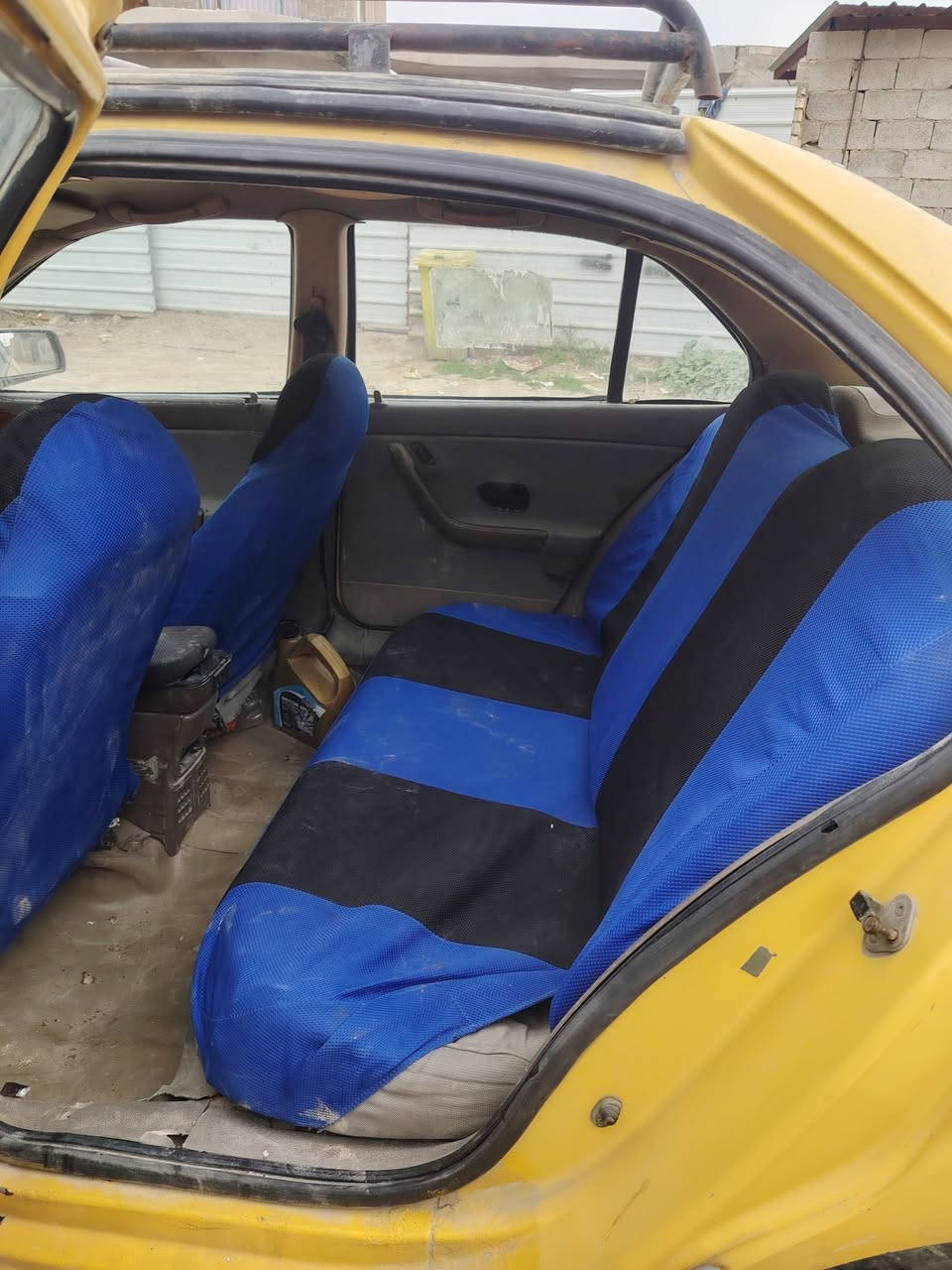 السلام عليكم من رخصه صاحب الكروب والادمن سمند موديل 2010 للبيع  سياره خير من الله كير ومكينه مكفولات كهربائيات كلها شغاله اي نقص مابيها كبل للشارع السياره بدون راعي انطيك بيها واجهيه من المرور وانطيك وياها ومستمسكات راعيها تفاصيل اكثر الاتصال ع الرقم (***********)السعر 13$وبيها مجال   مكاني بغداد جسر ديالئ
