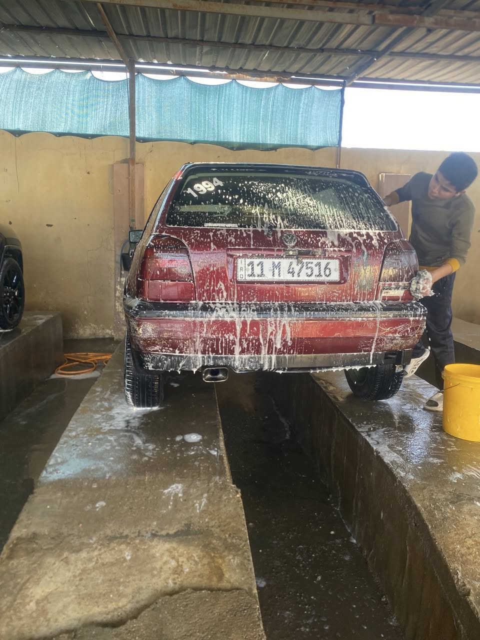 كولف وارد  94  محرك 1800 كابريتر دوش كير عادي  رقم بغداد وبسمي وهزه جديده تخم تاير  تبريد شغال  شاشه وكامره  محرك بي لاستيك ولف
السعر 37 بي مجال 
***********
