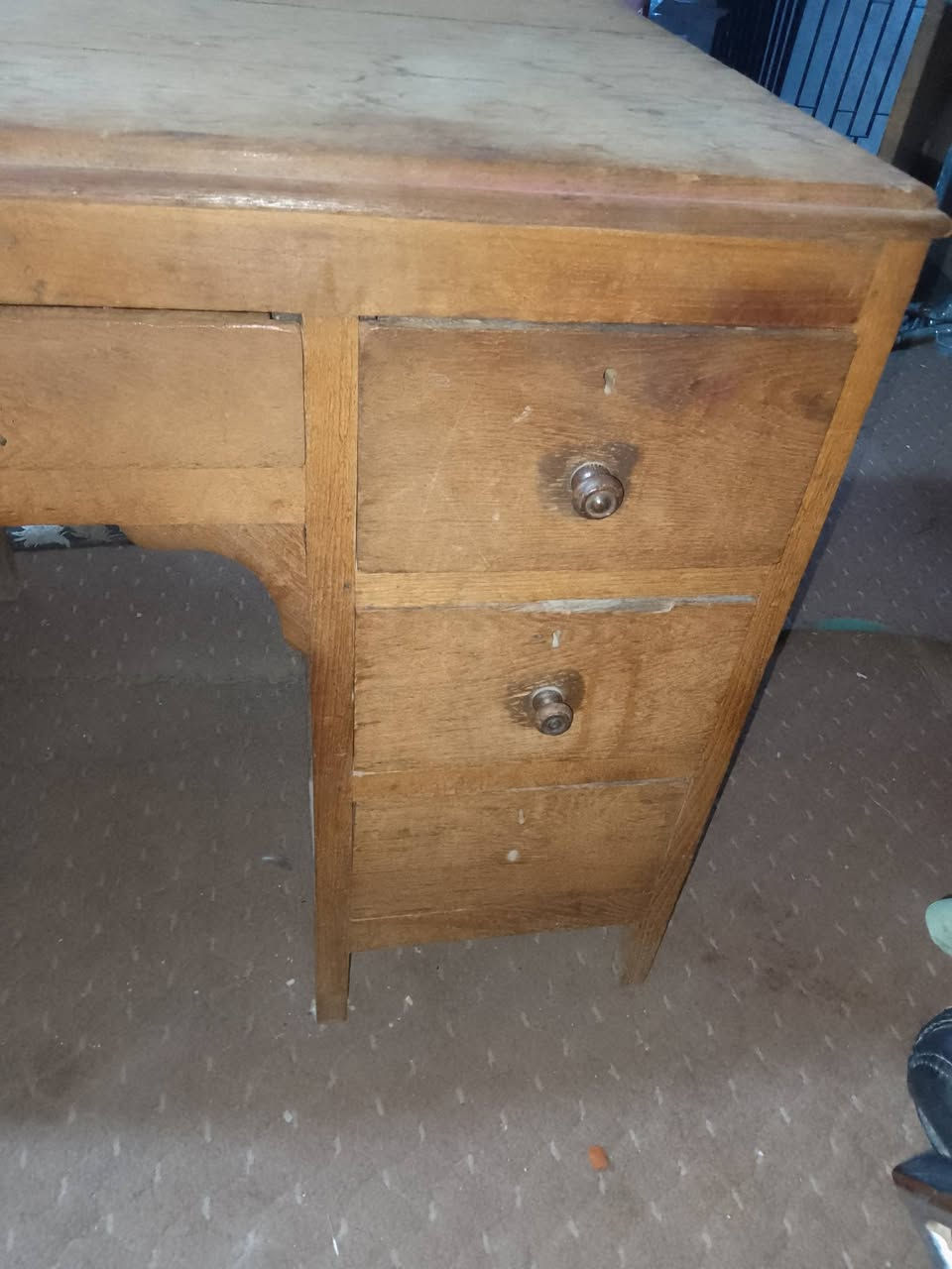 ميز مكتبي للبيع قديم لوح صاج


**إذا كنت صاحب هذا الإعلان وتريد حذفه لأي سبب، رجاءا أرسل رسالة إلى الدعم الفني**