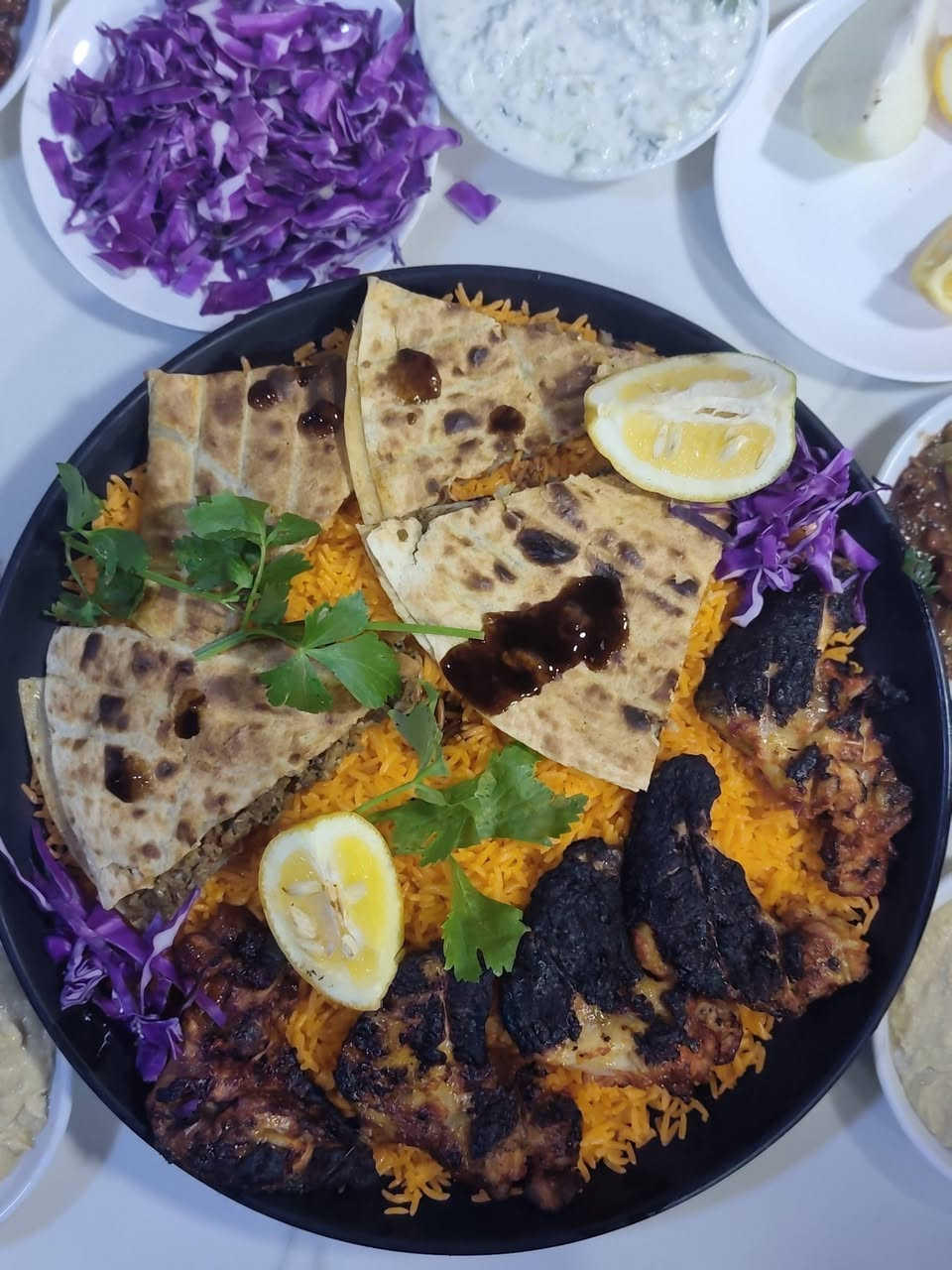 مطعم وبحاجة وأسماك ابو عبدالله 
المحمودية شارع الوصي 
للاستفسار الاتصال على الرقم 
***********
***********
