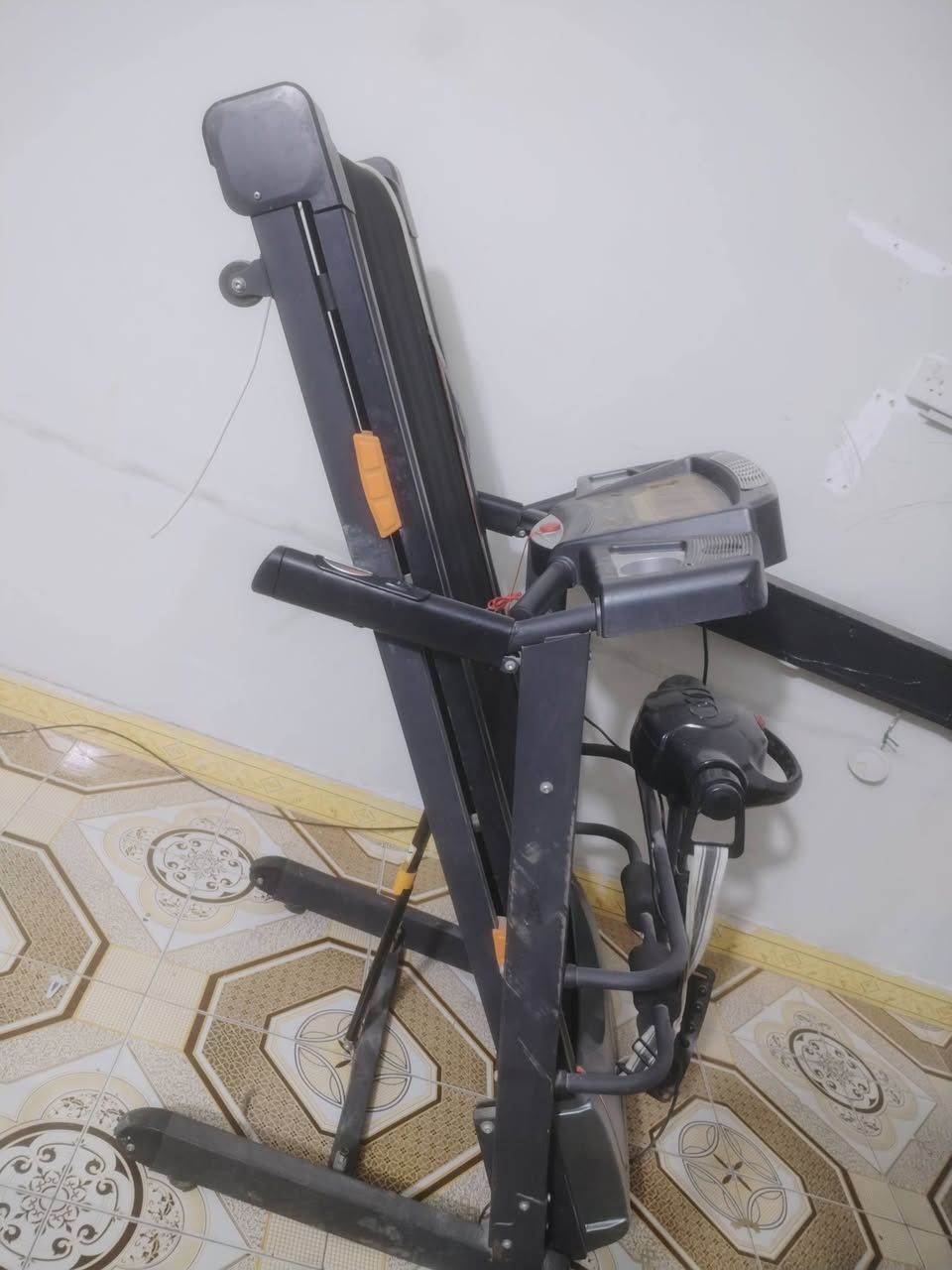 سلام عليكم
جهاز جري للبيع شغال كامل مابي اي نقص على الفحص
العنوان بغداد ابو دشير الشهداء
السعر 125 وبي مجال
***********
