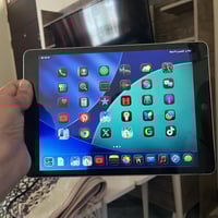 ايباد 9 ذاكره 64 مستبدل فقط بطاريه. من شركه ابل قبل اسبوع مبدلها   تاخ...