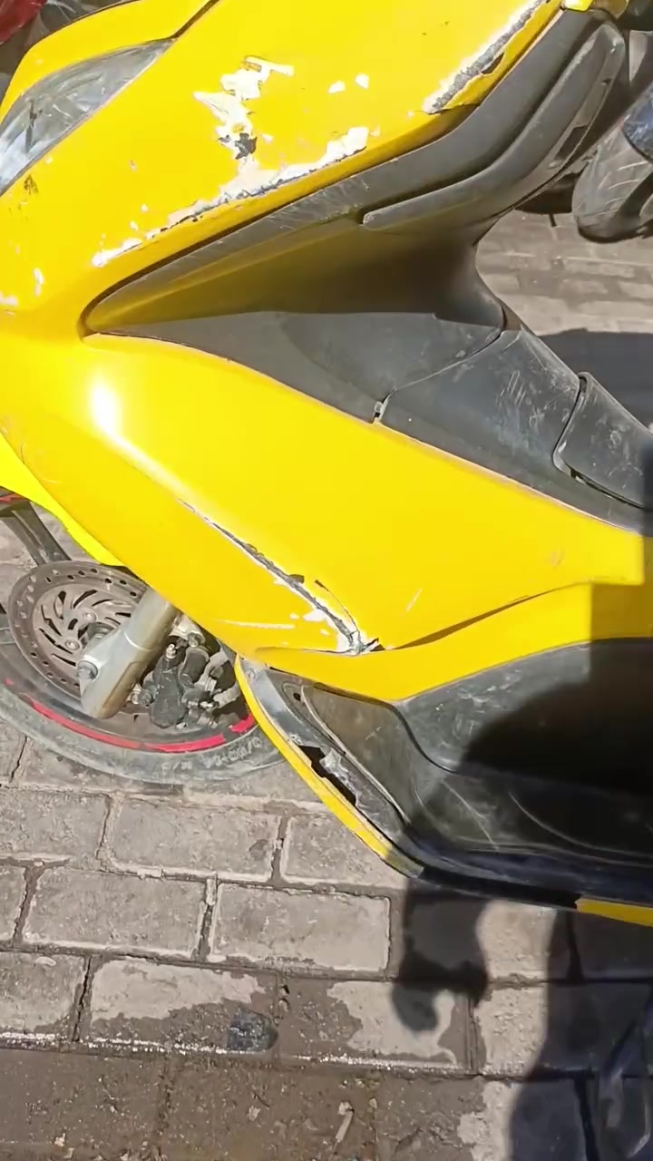 سلام عليكم بيسكس جيل اول مكينه برغي ممطخوخ بيهه جيب مصلح وتعال نقص جامه واقيه صلصنه واير بريك ياباني دراجه Jfياباني ***********عنوان شعله 
سعر900
