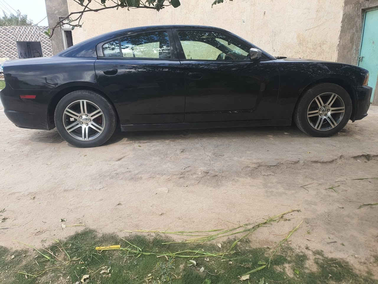 السلام عليكم جارجر موديل ٢٠١٣ رقم بغداد بسمي سياره مكفوله كلين جاهزه للاخير مكينه ٣٦٠٠ 

اتصال ***********
اتصال ***********
 مكاني ميسان المجر الكبير
