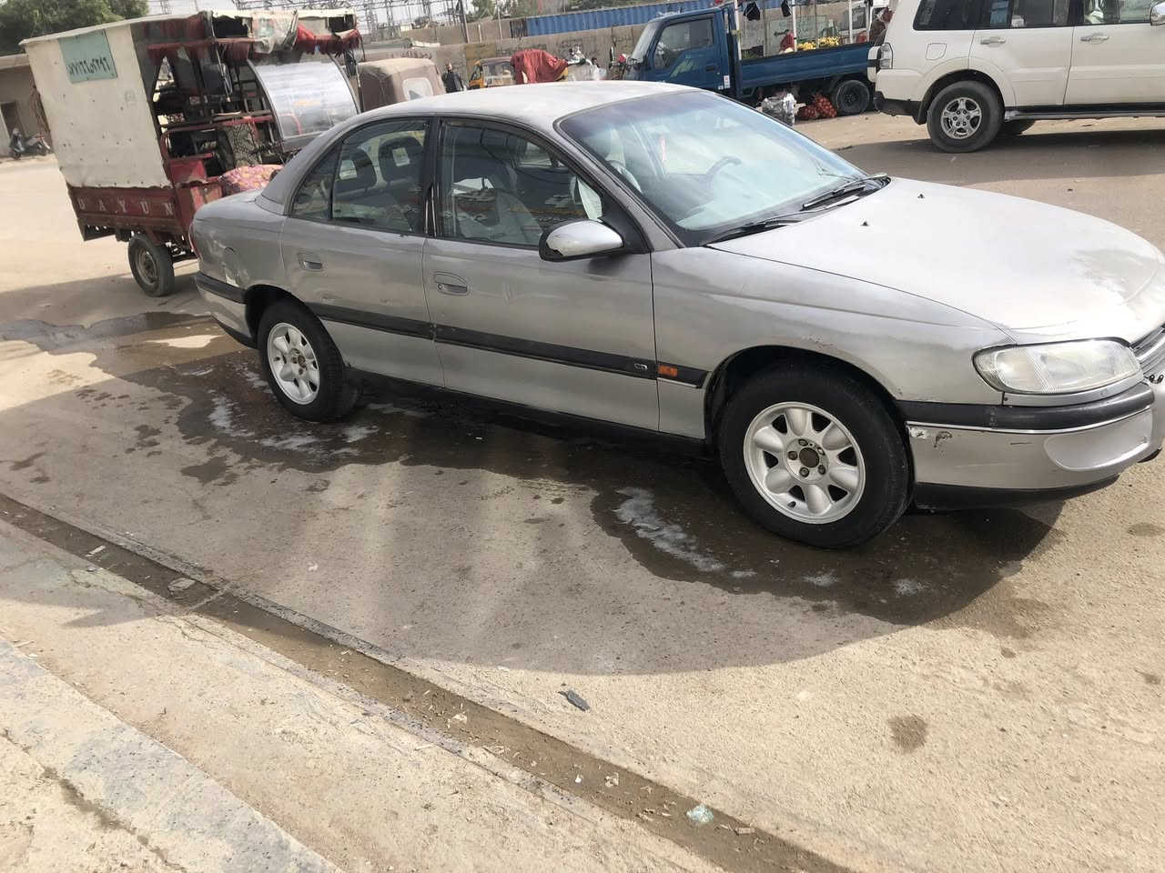 سلام عليكم اوبل بزون موديل 1995كيرومكنه ونجي ٤سندرتبريد شغل ماعده راتيتر فقط تخم تاير جديد صدر مامي وخلفي رقم بغدا سنويه الى ٢٧ كهرباء كله شغل مابيه اي نقص سيار مكفوله من ضربه فقط جرده وتريك البصره وين ماعجبك روح بيه جهزه عله اخر حبيه السعره ٣٥مكاني بغداد بلديات وهذ رقمي ***********
