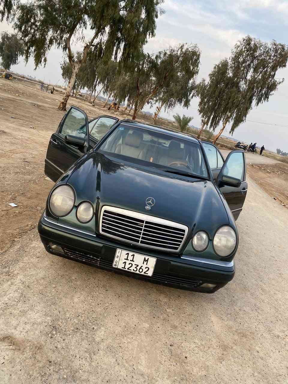 مارسدس ام عيون لون زيتوني مديل 97 كامله من كلشي مابيه ظررر مصبوغه لجماليه فقط مكان بغداد رقم الهاتف    السعر ٩٢         ‭  ٠٧٧٤ ٩٧٤ ٠٨٨٨‬
