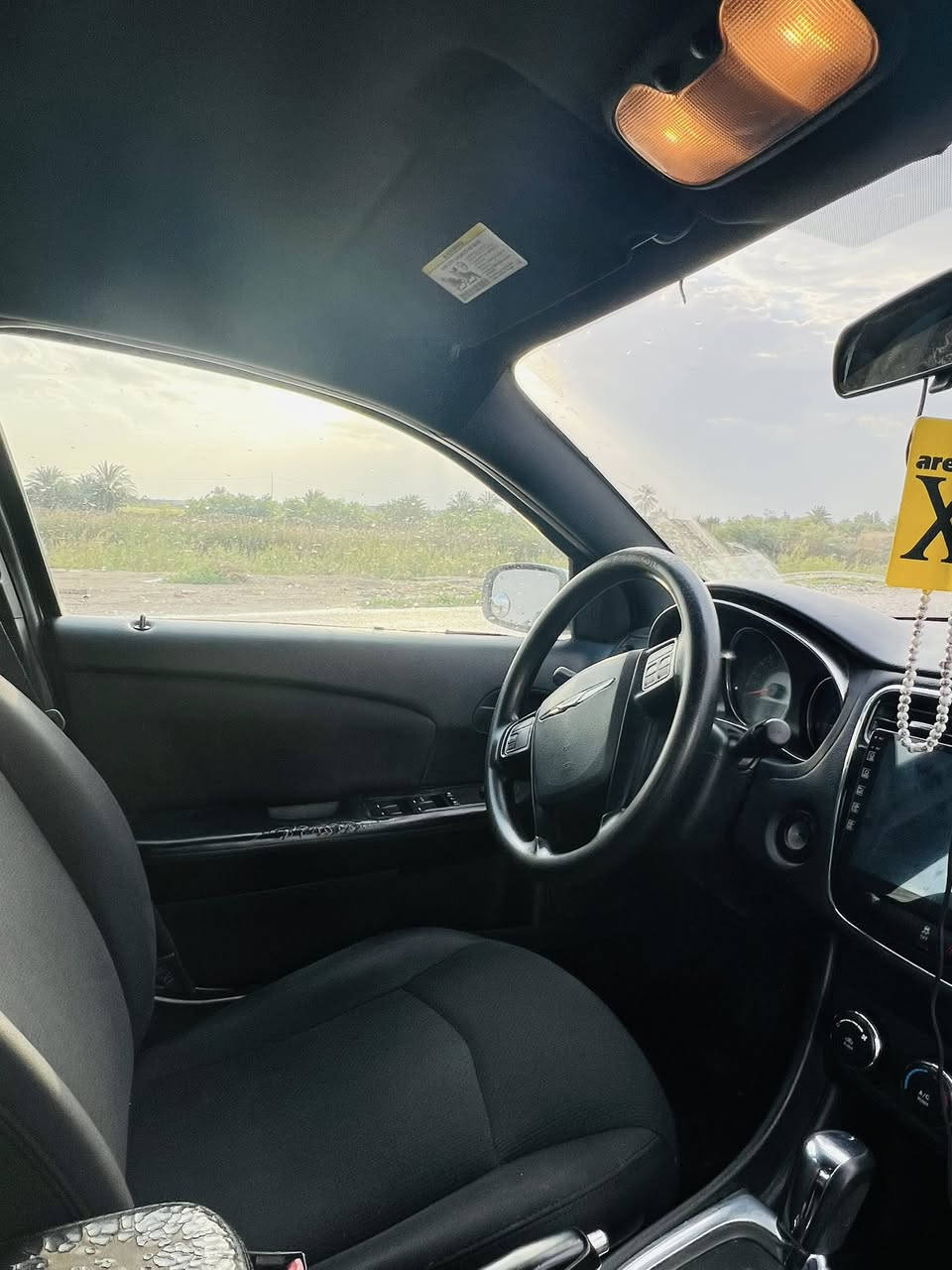 🚗 للبيع: كرايسلر C200 موديل 2014 🚗
المواصفات العامة:
• 
• المحرك: 4 سلندر 2.4L 
• المسافة المقطوعة 180
⚠️ تفاصيل الحادث والصبغ:
، السيارة بيها ضربات سابقة ومصلوحة ومصبوغة في الأماكن التالية:
1. جاملغ خلفي
2. جاملغ أمامي 
3. باب جهة الصدر (جهة الراكب الأمامي).

📍 المكان: الناصرية، محافظة ذي قار.
💰 السعر: 75  قابل للتفاوض البسيط
رقم :***********
