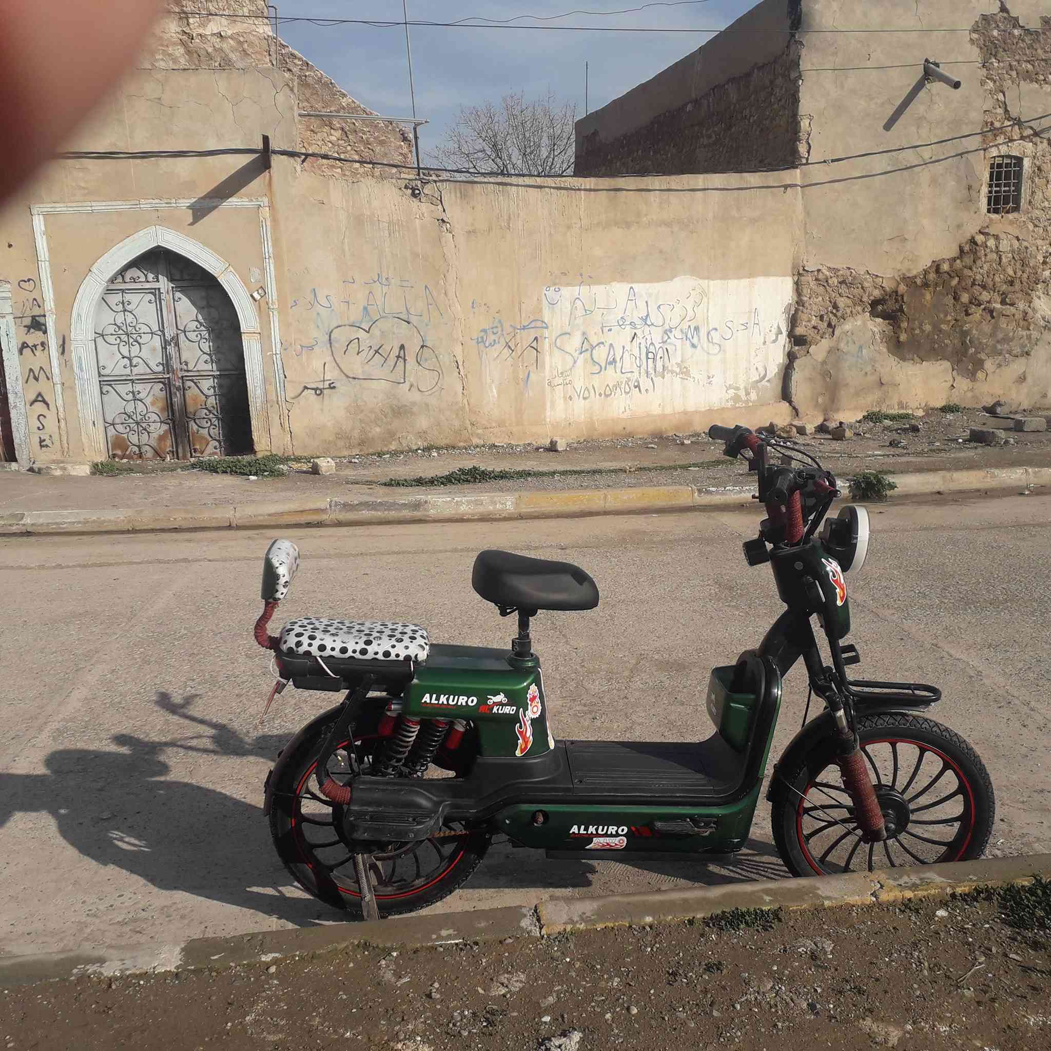 سلام عليكم ماطور شحن للبيع بسعر مناسب الشاري يتصل على الرقم ***********
