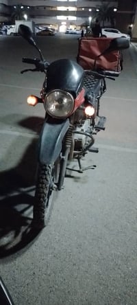 بوكسر للبيع مرقمه وسنويه مشروع وطني نضيفه ومكفوله مكينه ما مفتوحه للست...