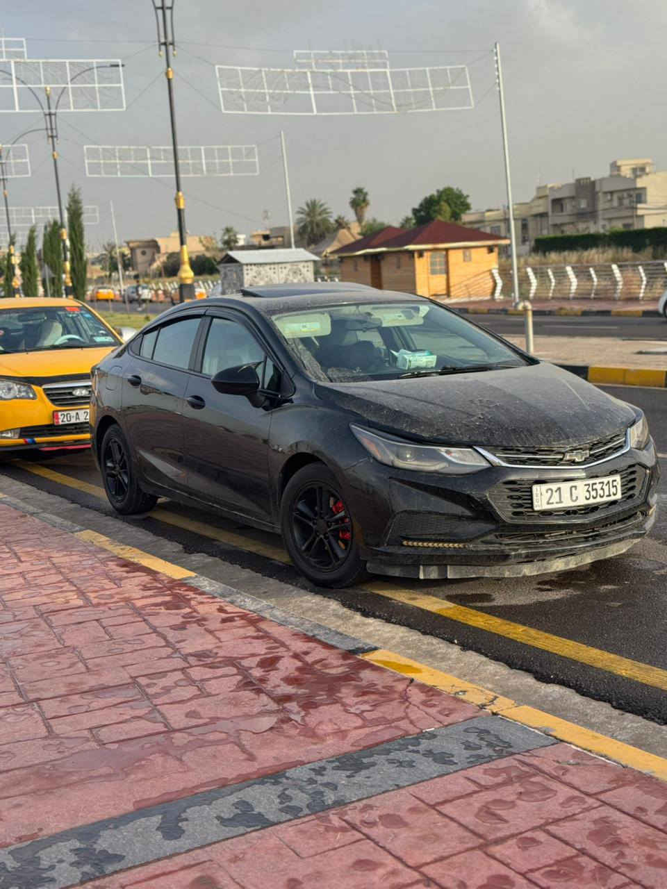 السلام عليكم 
Chevrolet Cruze2017
14Turbo
شوفرليت كروز ٢٠١٧
اLT2فول مواصفات 
المواصفات
1-فتحت سقف 
2-تحديد سرعة
3-شاشة كارب بلي 
4- خمس بصمات 
5- دخول ذكي
6-اشارة ترحيب 
7-كاميرة دوارة 
8-تشغيل عن بعد فقط تسوي حساس التاير تسوي
9-لايت زينون
وبعد بيها مواصفات هواي جنايها يعرف شنوLT2
محرك 14Terdo يعني صاروخ وبنفس الوقت صرفها قليل بل بانزين واقتصادي وشرط تفول عادي وتشغل تبريد مسويلها برمجة كاملة 
كير محرك جيك فيتر
ماشيه180km

ضرر بوند وباب السائق بدون اي داخل 
ضرر سطحي واعتقد الجاملغ مبخوخ بس بدون قطره معجون 

 جاااهزه على حبه ونص
 الطخم جديد 
السياره جاهزة تبريد كهربائيات كلها جاهزه
فقط حساس تاير 
كوبون بانزين الكتروني 
باسمي تحويل مباشر 
لمعرفة السعر100وبيها مجال لطيبين
 الاتصال على الرقم ***********
او مراسلة الصفحة
